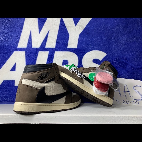 Air Jordan 1 travis Scott - Picture 3 of 5